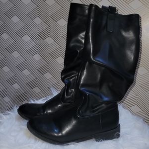 Slouchy Boots